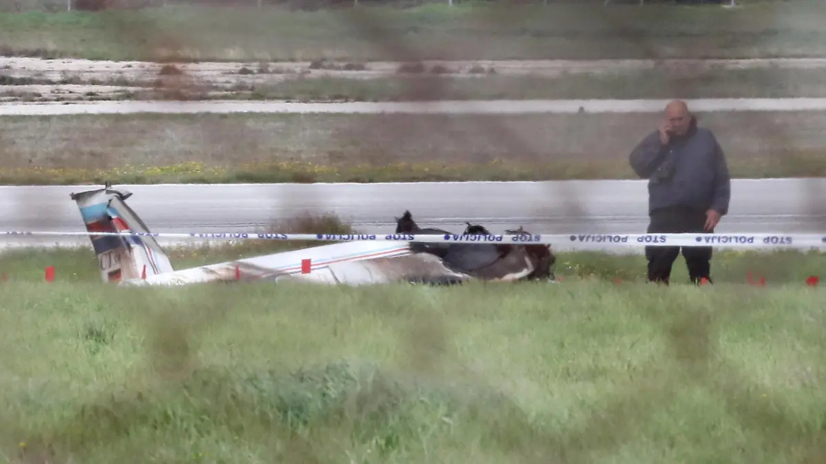 Two people died in the plane crash in Croatia A small private plane with German registration number crashed at Pula Airport during takeoff, in Pula, Croatia, on March 31, 2023. Two people died in the crash. SreckoxNiketic/PIXSELL