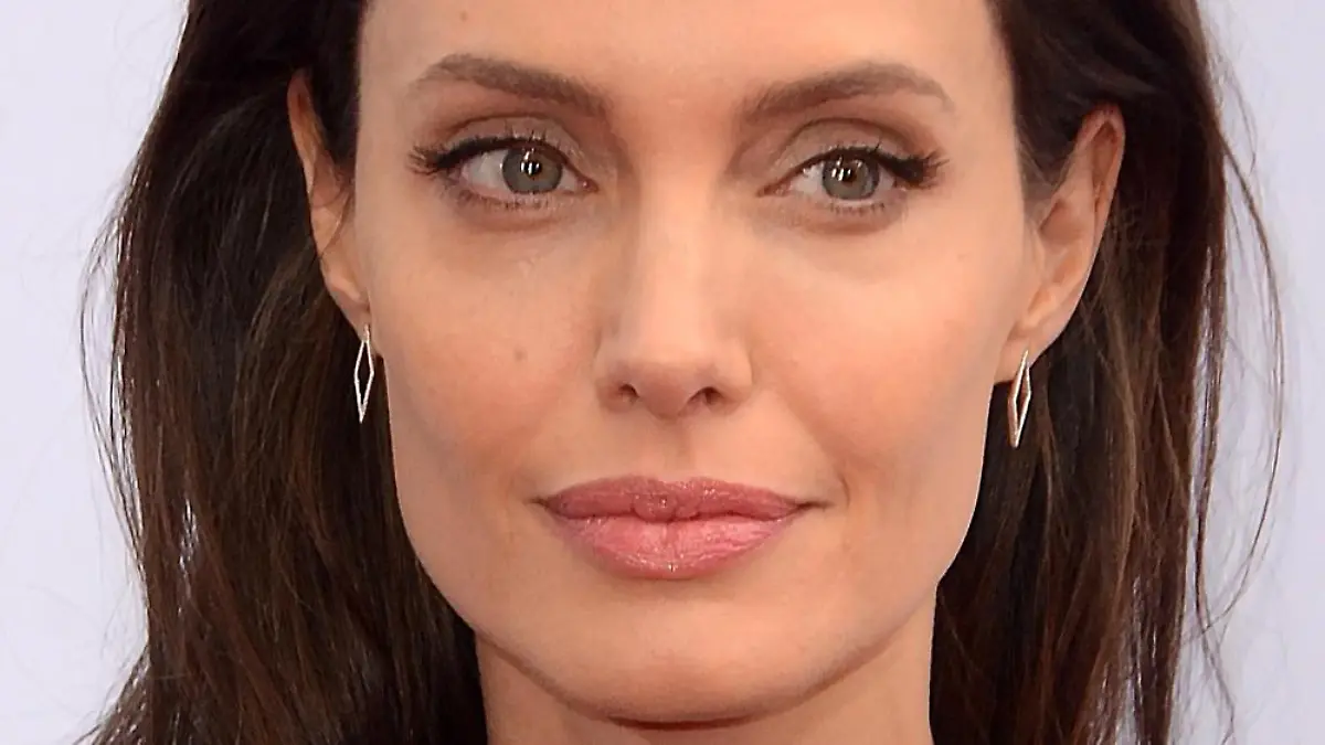 Angelina Jolie sorgt sich um junge Opfer häuslicher Gewalt