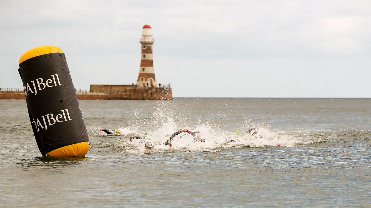 AJ Bell World Triathlon Championship Series - Sunderland - Elite Mixed Relay Triathletes compete during AJ Bell World Triathlon Championship Series - Sunderland - Elite Mixed Relay at Sunderland, England, 30th July 2023 Photo by Dan Cooke/DC PIX Sunderland Roker England Copyright: xDanxCooke/DCxPIXx C43I3566