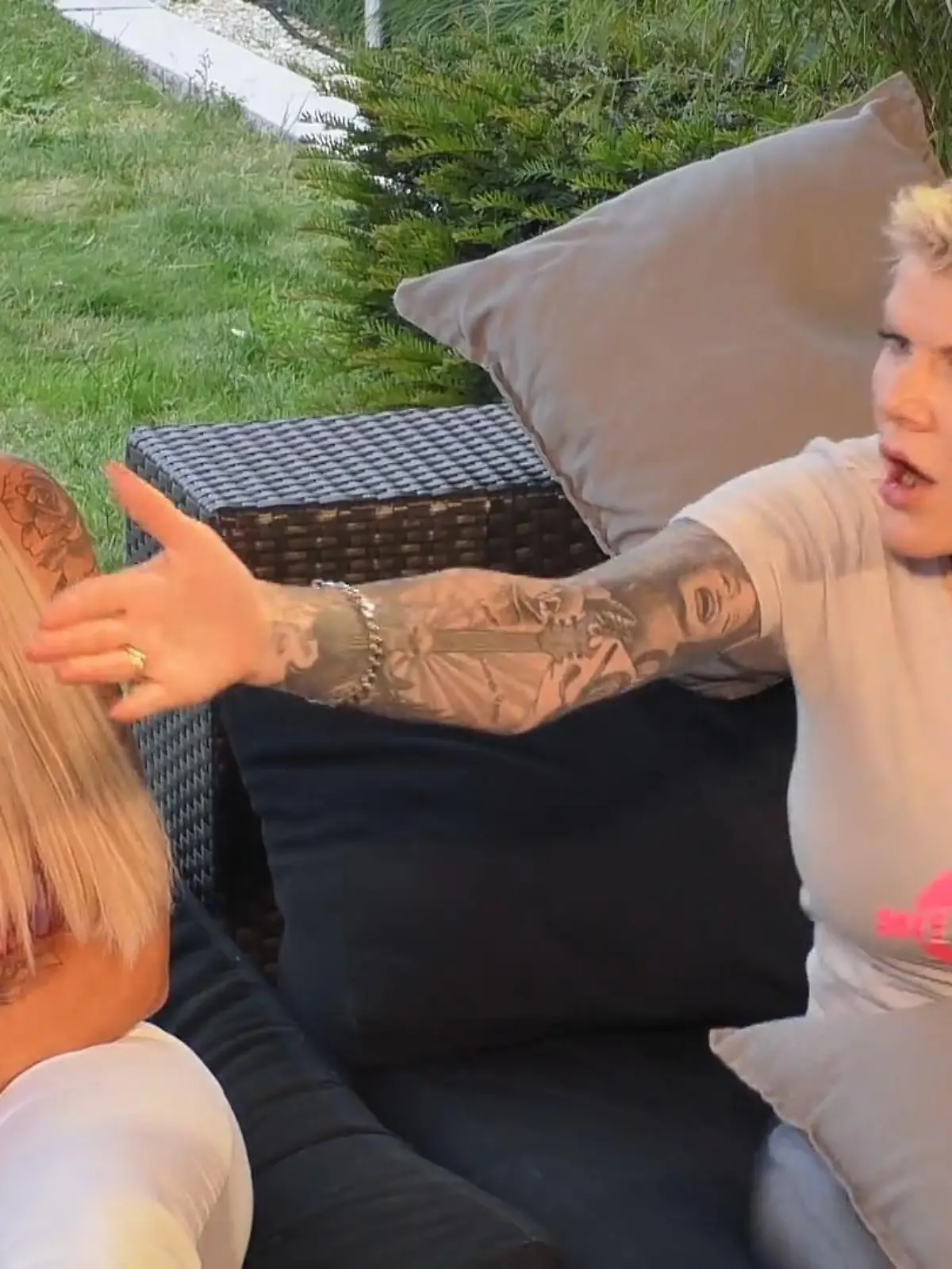 Bild zu: ""Wer von euch Ludern hatte mal eine Cam-Girl-Seite?""