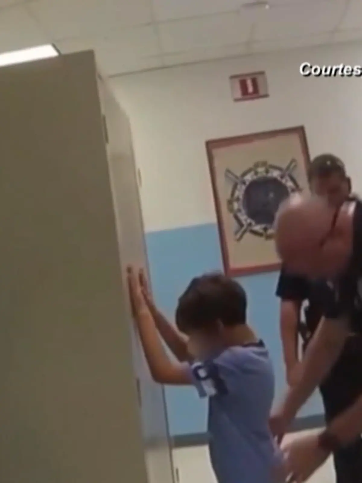 Bild zu: "Polizei verhaftet Kind (8) in Schule"