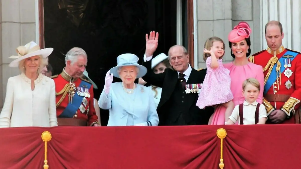 Corona-Krise überwunden? Die Royal Family stellt wieder ein