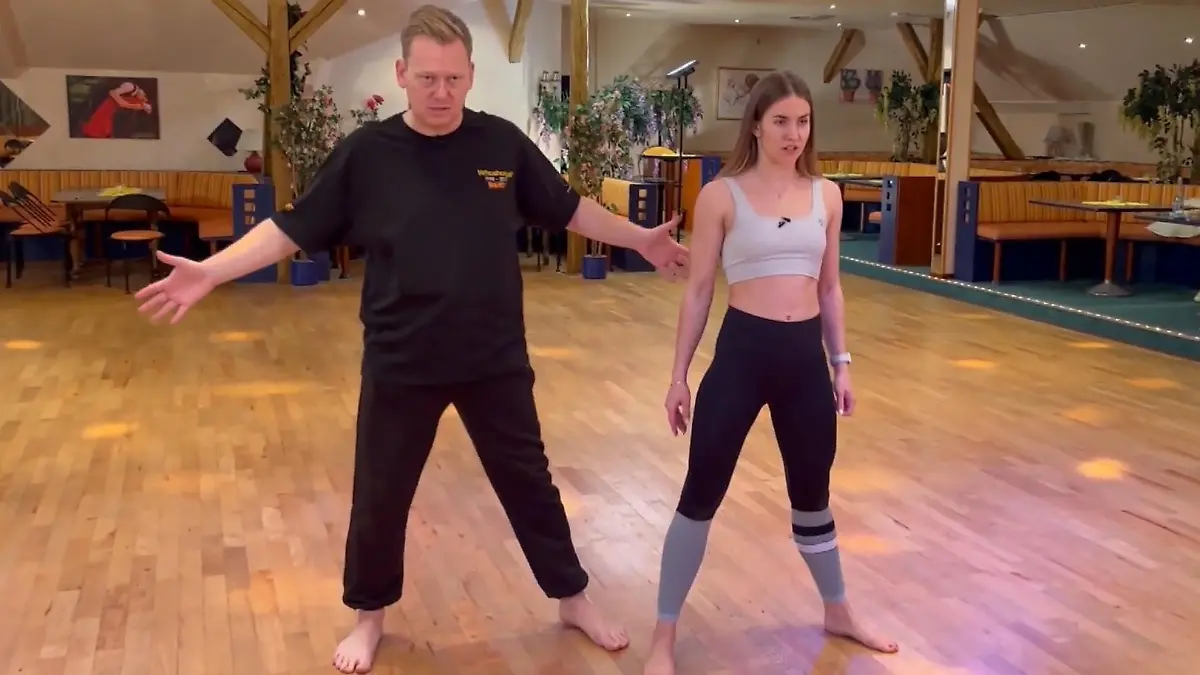Bevor es bei "Let's Dance" nach der sechsten Liveshow wieder zu seiner vertrauten Isabel Edvardsson zurückgeht, will Knossi auch mit seiner neuen Tanzpartnerin Mariia Maksina unbedingt sein Bestes geben