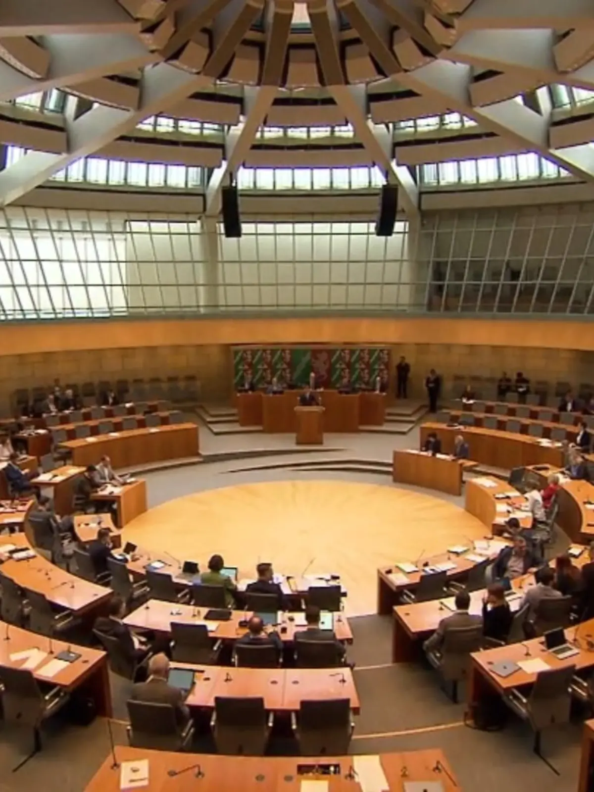 Bild zu: "Diskussion im Landtag"