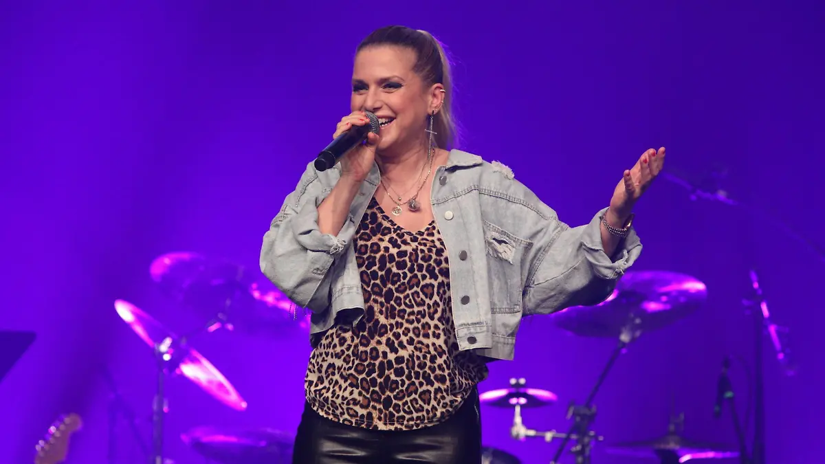 08.03.2020, Sofiensäle Wien, WeAre - Starke Stimmen - Starke Frauen, Radio Wien Frauenkonzert am internationalen Frauentag im Bild: Jeanette Biedermann, -live a d Bühne, WeAre - Starke Stimmen - Starke Frauen *** 08 03 2020, Sofiensäle Wien, WeAre Starke Stimmen Starke Frauen, Radio Wien Womens concert on International Womens Day in the picture Jeanette Biedermann, live a d stage, WeAre Starke Stimmen Starke Frauen