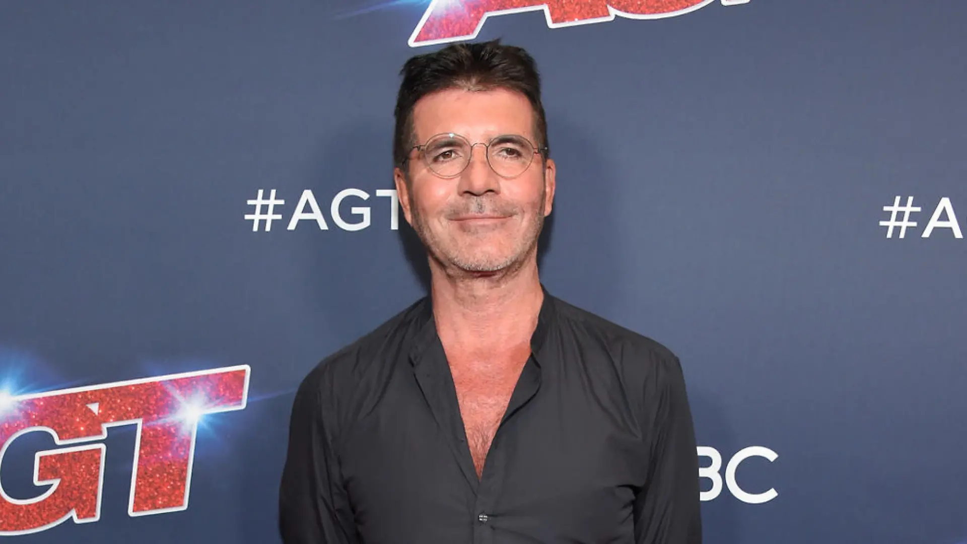 Simon Cowell liegt nach E-Bike-Sturz im Krankenhaus