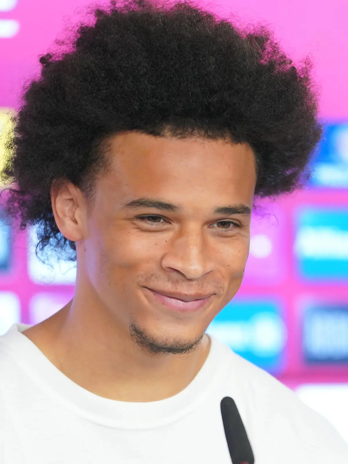  Fußball 1. Bundesliga, FC Bayern München Vorstellung Leroy Sane, München Deutschland, 23.07.2020 Pool DFL DFB REGULATIONS PROHIBIT ANY USE OF PHOTOGRAPHS as IMAGE SEQUENCES and or QUASI-VIDEO *** Football FC Bayern Munich Presentation Leroy Sane, Munich Germany, 23 07 2020