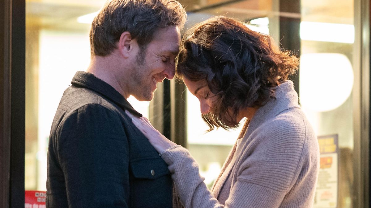 "The Secret" - Kinostart 6. August 2020: Katie Holmes im Kino-Drama "The Secret"
