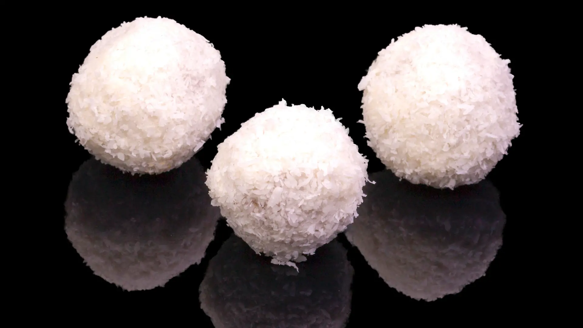 Raffaelo-Pralinen selbst gemacht - vegan und ohne Zucker.