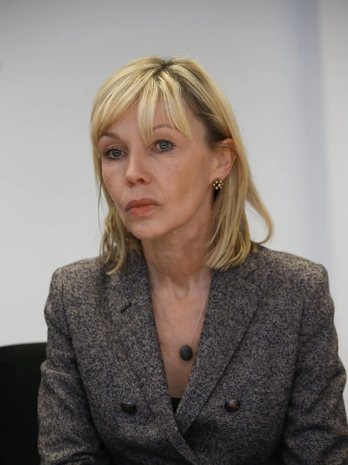  Hannover, Doris Schröder-Köpf, Integrationsbeauftragte, empfängt, Vito Fiorino, Einwohner aus Lampedusa, der Flüchtlinge gerettet hat.