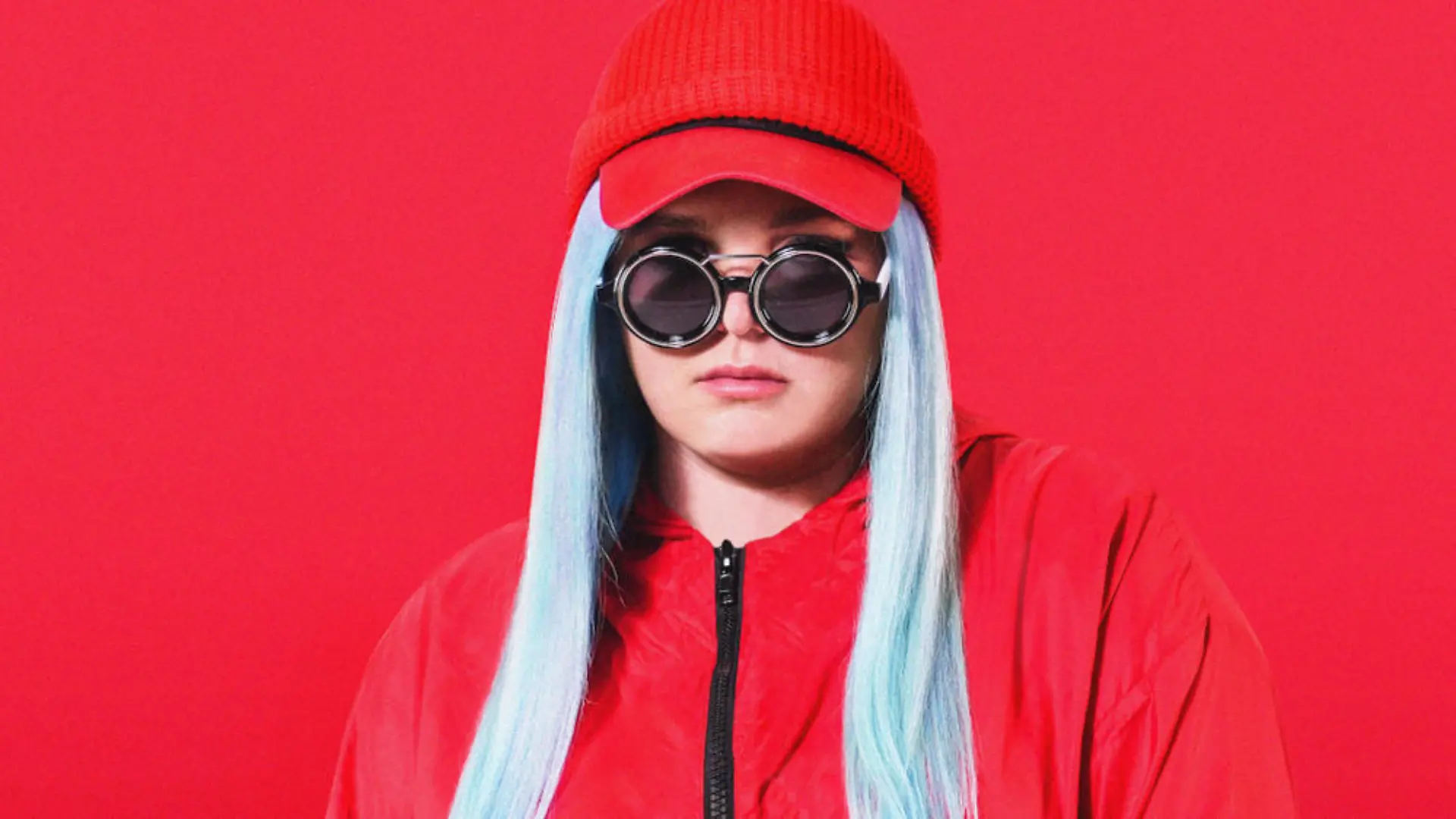 Tones and I: Wie der Erfolg die Songwriterin verändert hat