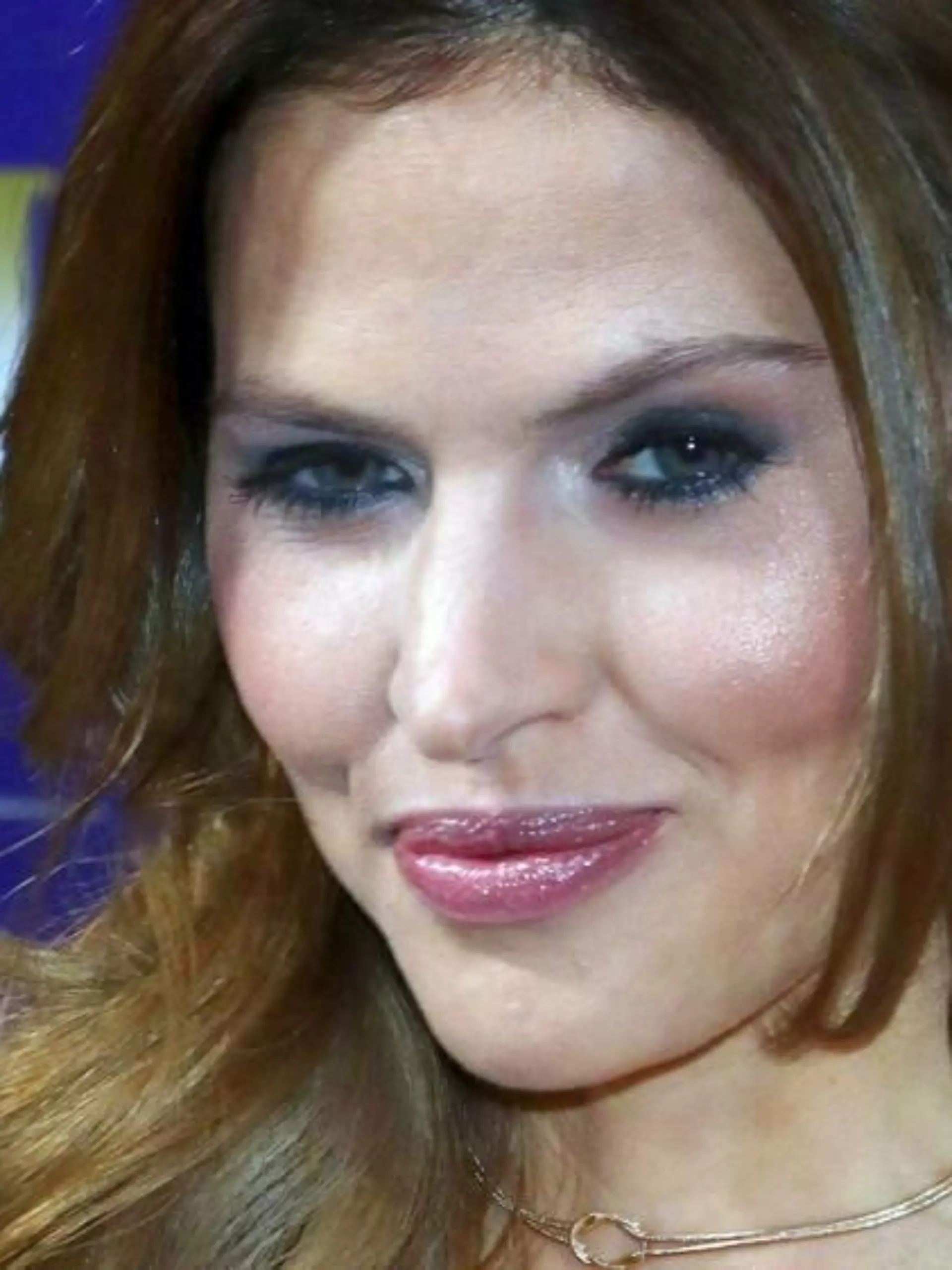 Model Hana Nitsche wird Ehrenbürgerin von Jattaba