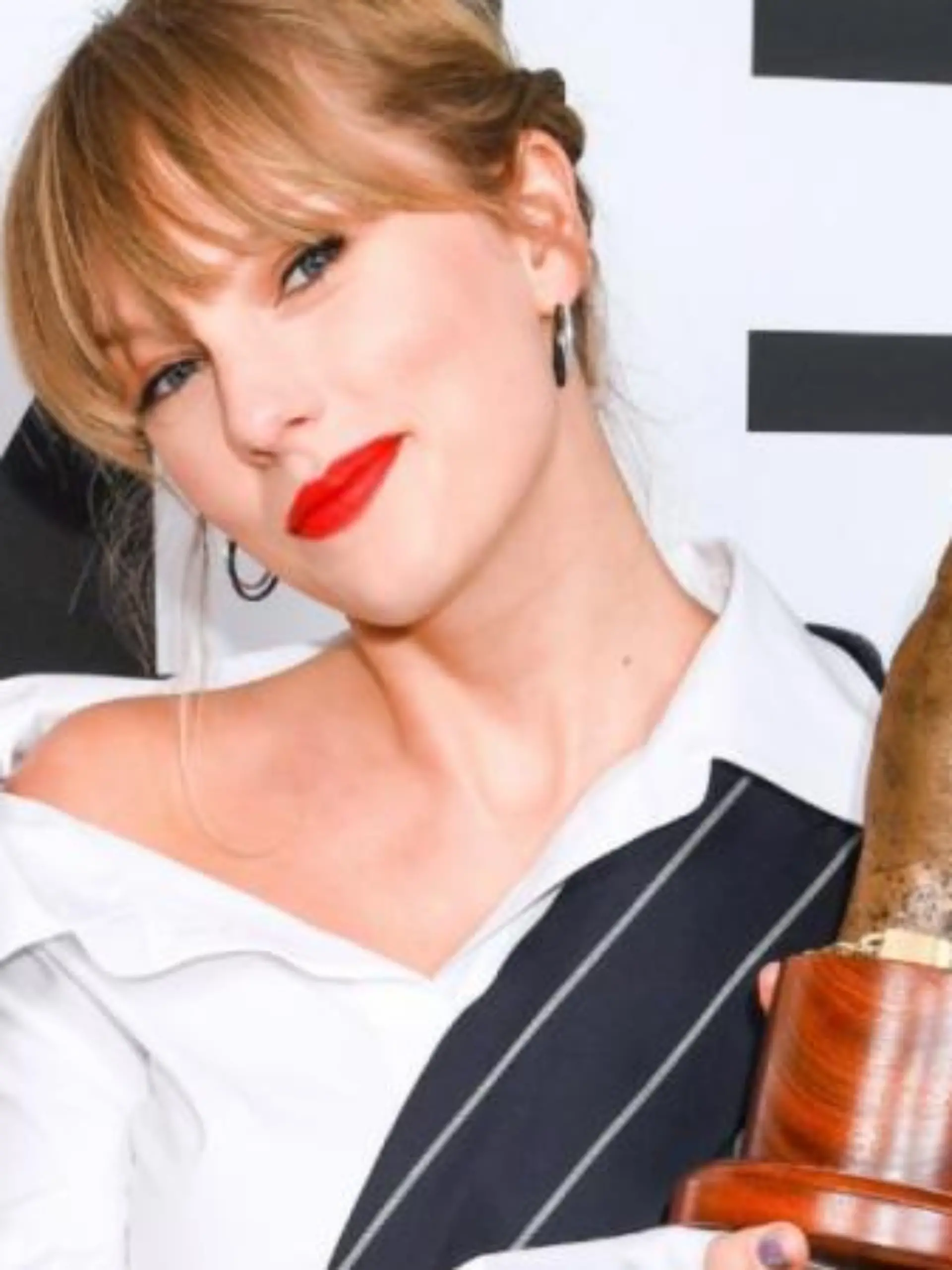 Taylor Swift ist die erste Künstlerin, die den Billboard-Rekord bricht