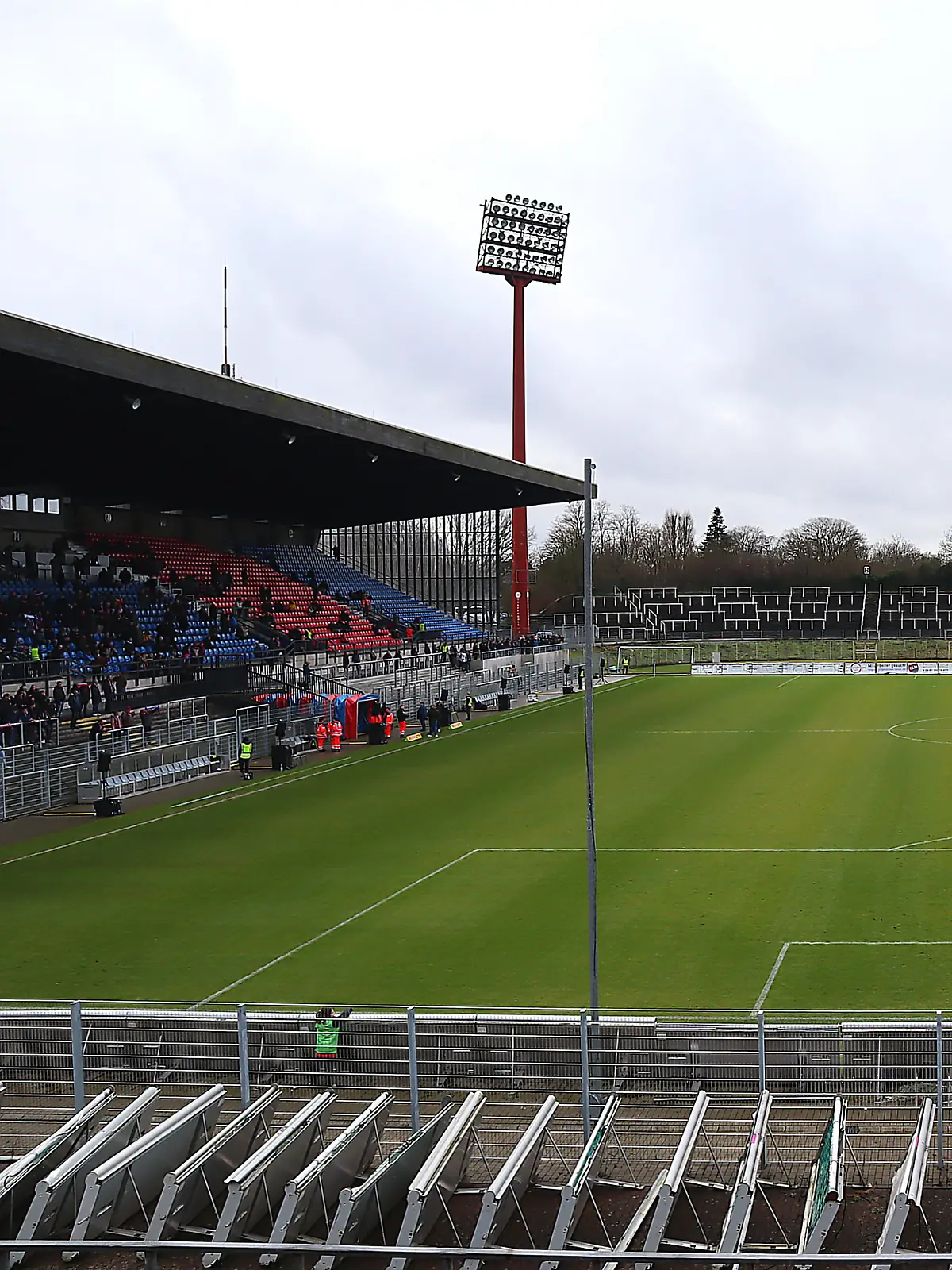 Der KFC Uerdingen muss den Spielbetrieb einstellen.