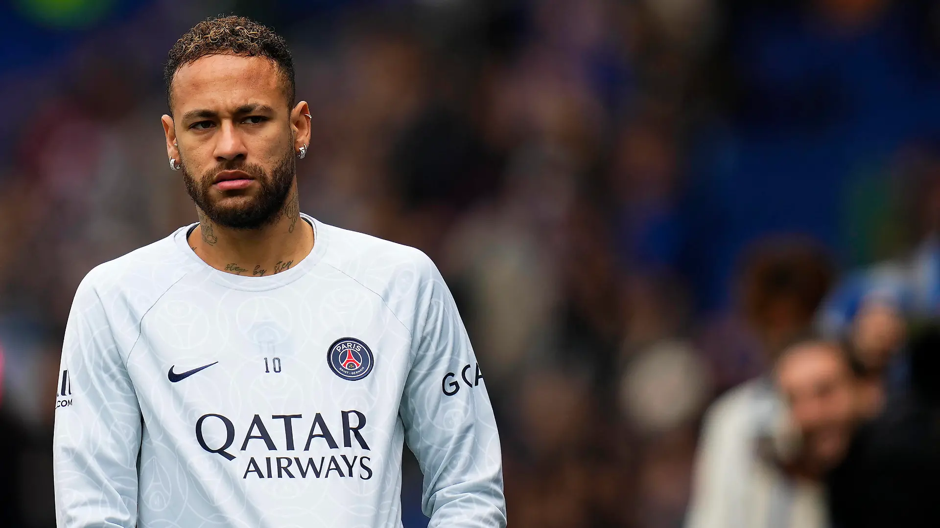 PARIS, FRANCE - FEBRUARY 19: Neymar Jr during warm up prior to the French Ligue 1 match between Paris Saint-Germain PSG and LOSC Lille at Parc des Princes on February 19, 2023 in Paris, France. Photo by Glenn Gervot/Icon Sportswire SOCCER: FEB 19 Ligue 1 - LOSC Lille at Paris Saint-Germain Icon230219501