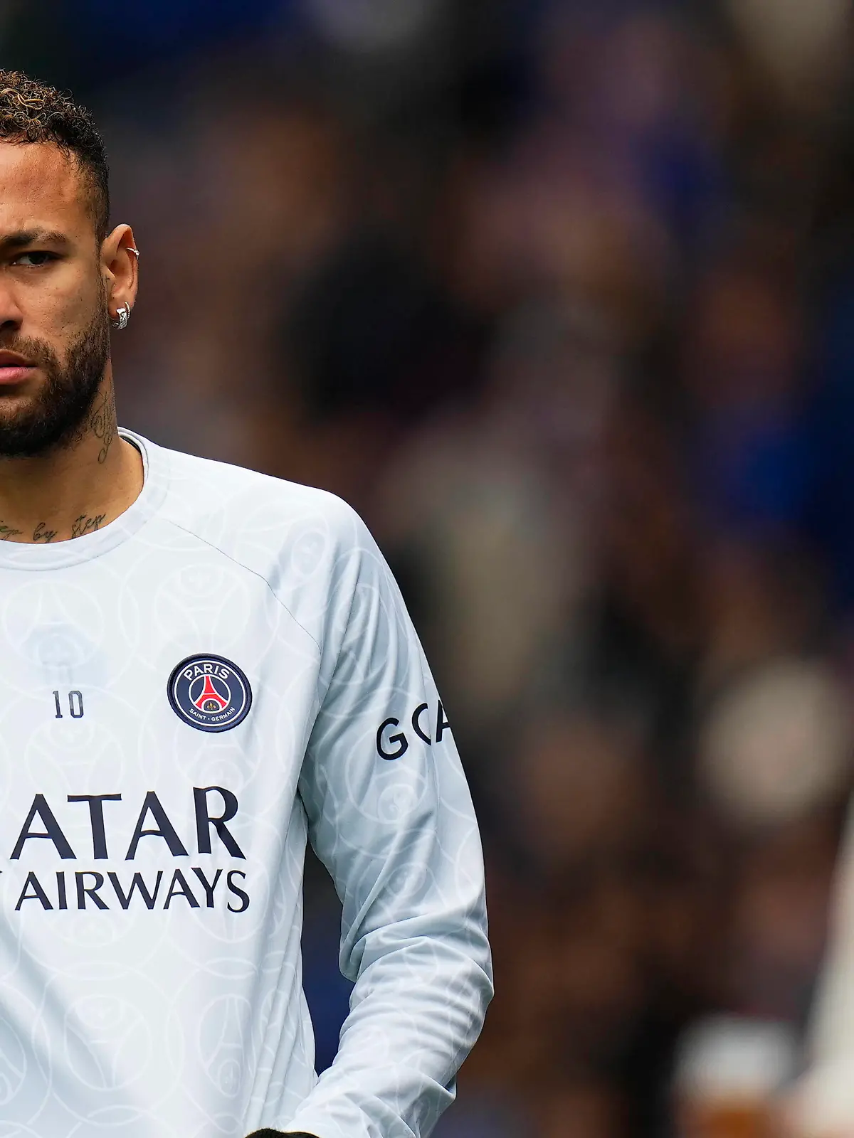 PARIS, FRANCE - FEBRUARY 19: Neymar Jr during warm up prior to the French Ligue 1 match between Paris Saint-Germain PSG and LOSC Lille at Parc des Princes on February 19, 2023 in Paris, France. Photo by Glenn Gervot/Icon Sportswire SOCCER: FEB 19 Ligue 1 - LOSC Lille at Paris Saint-Germain Icon230219501
