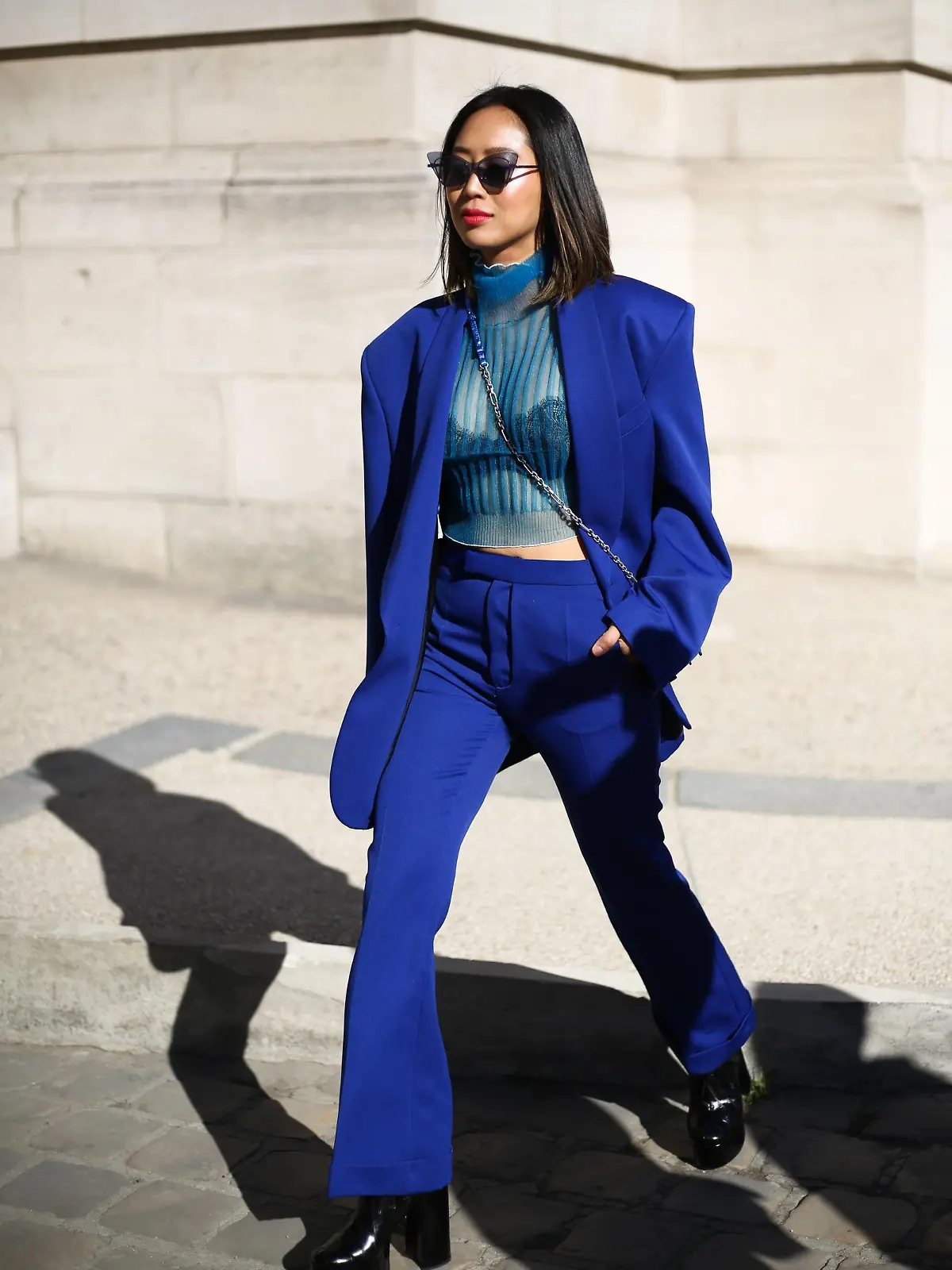  Blogger Aimee Song posing on the street outside of the Maison Margiela show during Paris Fashion Week - Sept 26, 2018 - PFW: Spring 2019 Street Style Day 3, Paris France PUBLICATIONxINxGERxSUIxAUTxONLY Copyright: xValentinaxRanierix h00551641
