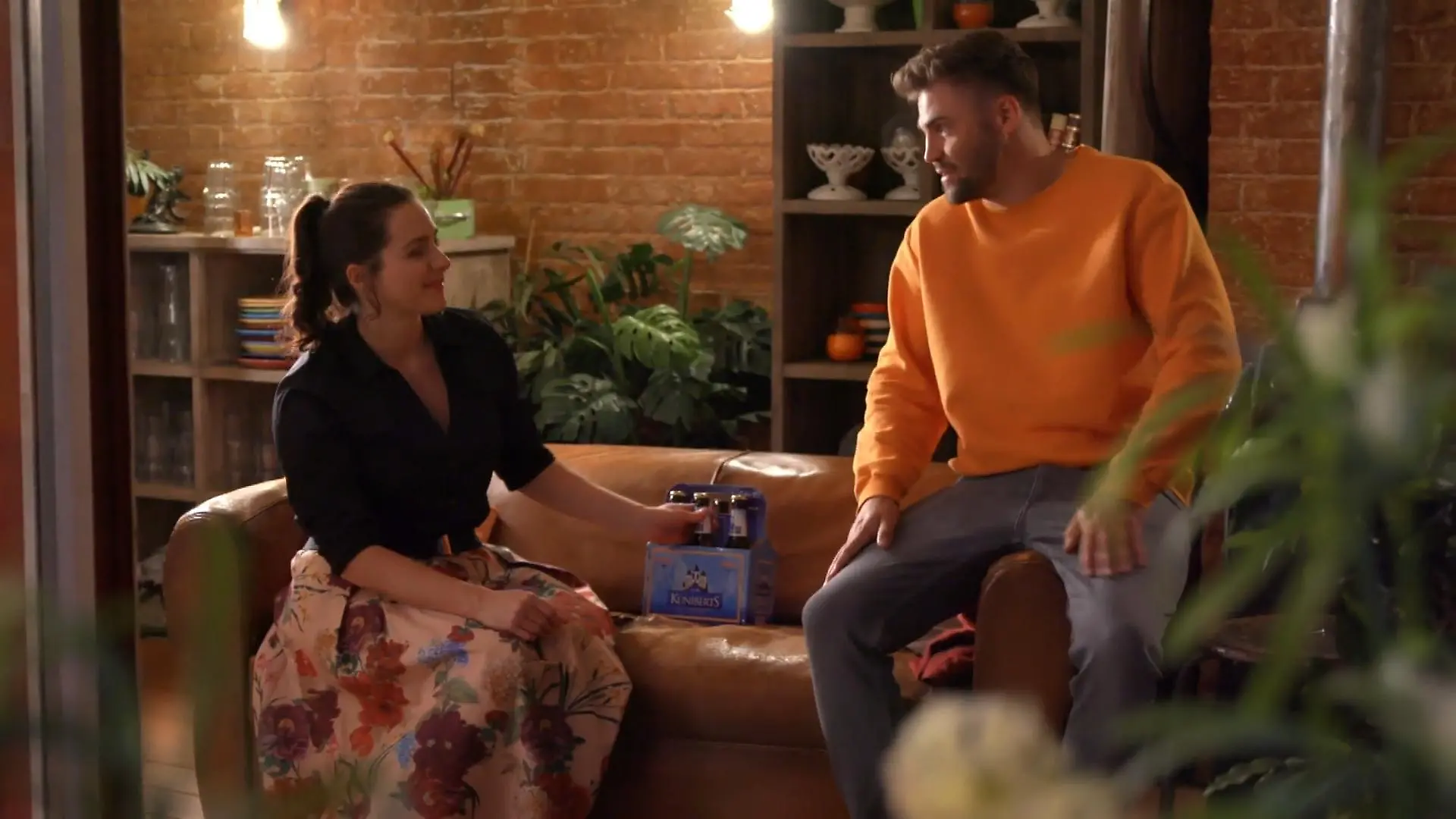 Saskia und Bambi  werden beim Sex erwischt „Unter uns“-Spoiler