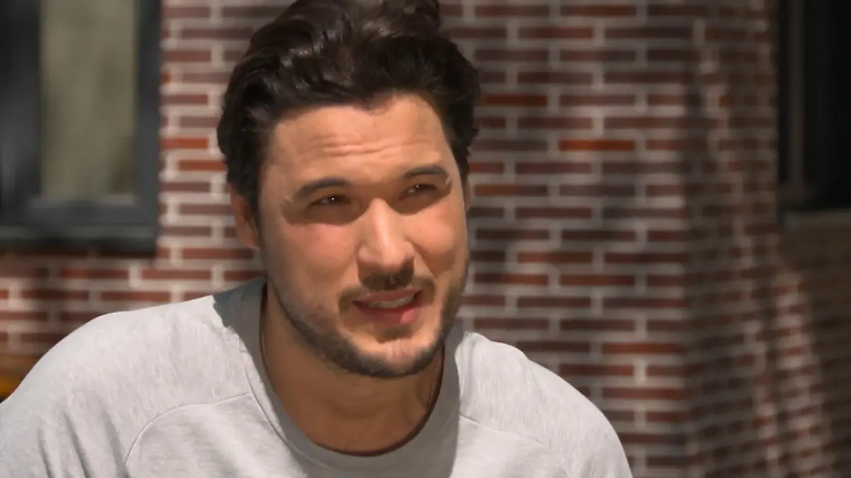 "Unter uns"-Star Alex Milo wird auf der Straße beschimpft Hass gegen seine Rolle