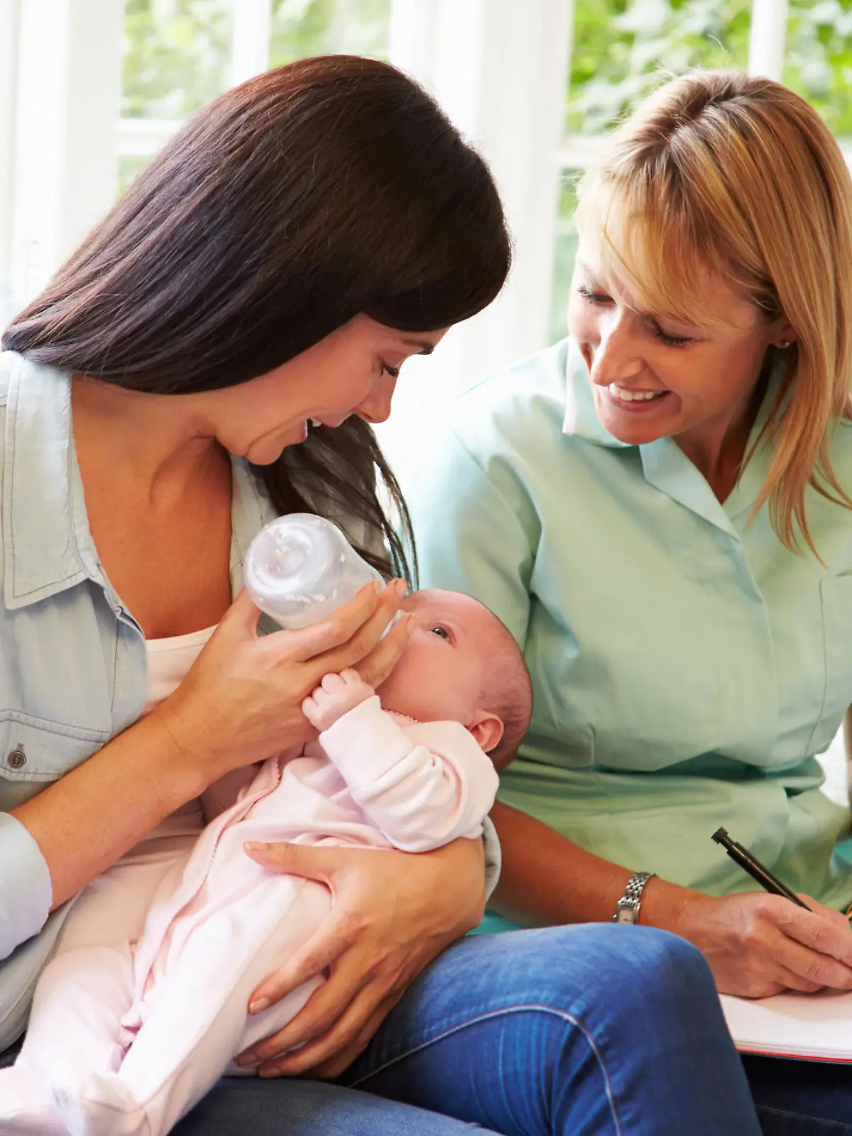 Stillberaterin zu Besuch bei einer Mutter