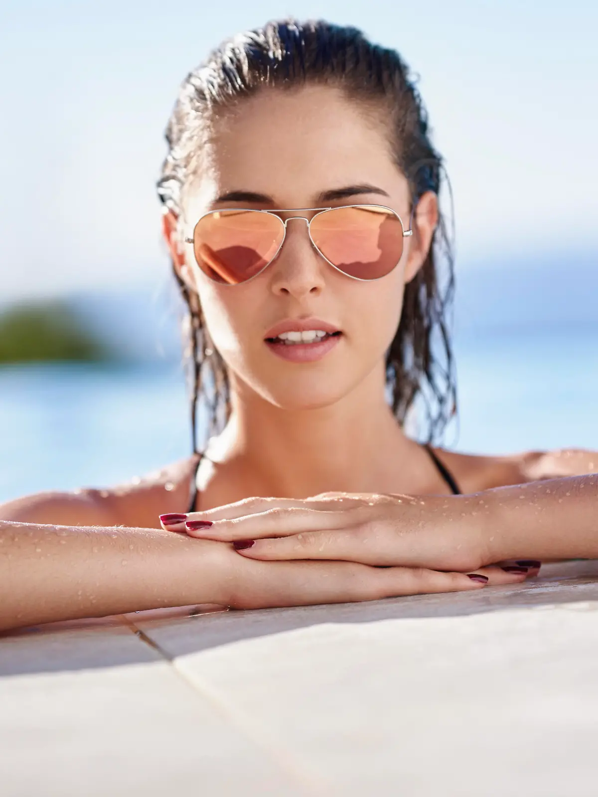 Shot of a woman enjoying a swimhttp://195.154.178.81/DATA/i_collage/pu/shoots/805938.jpg