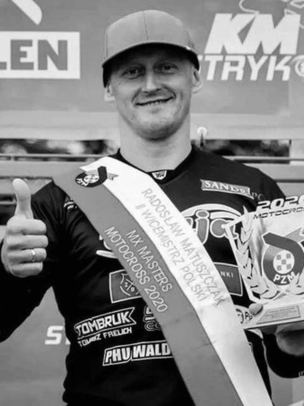 Der polnische Motorsportler Radoslaw Matuszczak ist nach einem tragischen Unfall im Krankenhaus gestorben.
