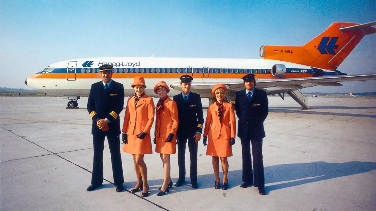 Hapag Lloyd, eine Crew in den ersten Uniformen der neuen Fluglinie, 1973