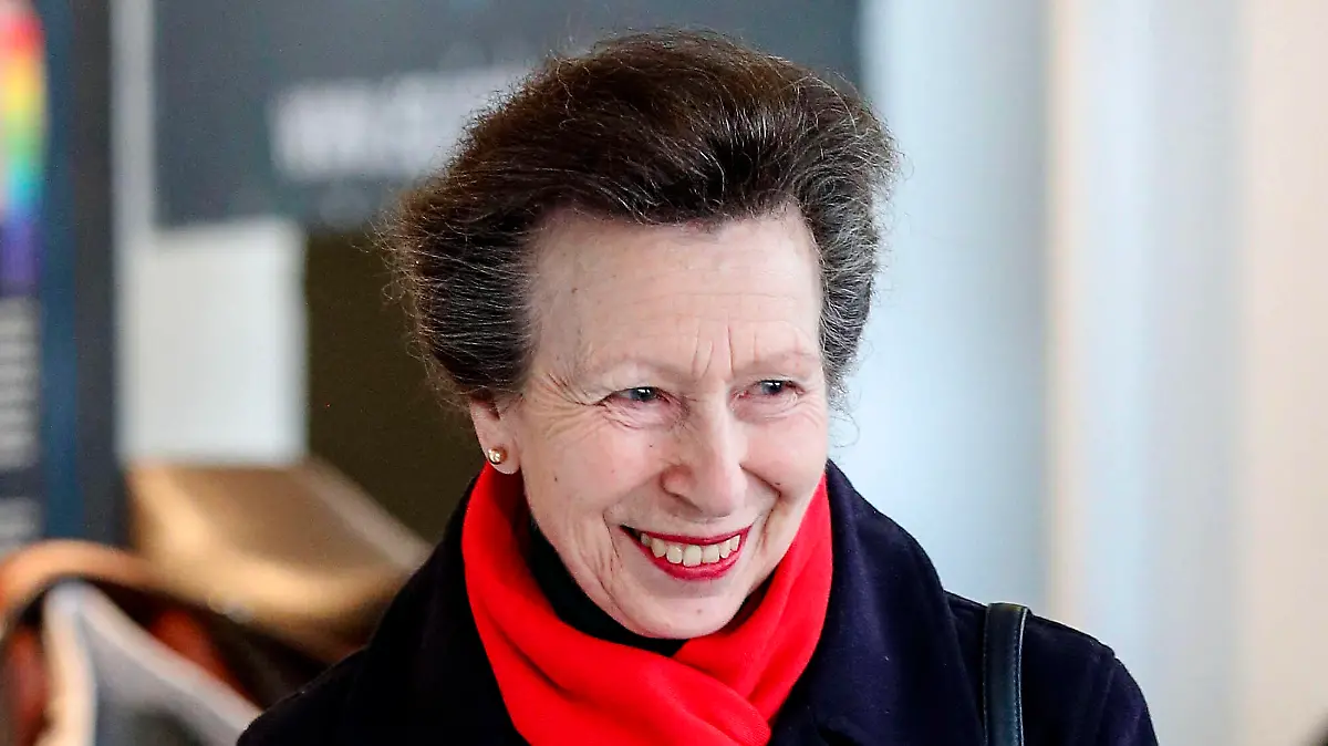 Bilder des Jahres 2020, Entertainment 03 März Entertainment Themen der Woche KW12 Entertainment Bilder des Tages Princess Royal to Buckingham The Princess Royal, Vice-Patron of the equine charity, The British Horse Society, visiting the Addington Equestrian Centre near Buckingham. PA Photo. Picture date: Monday March 16, 2020. During the visit she watched a display of world-class coaching demonstrations from top coaches, before giving a speech about the importance of having qualified coaches within the equestrian industry. See PA story ROYAL Anne. Photo credit should read: Steve Parsons/PA Wire PUBLICATIONxINxGERxSUIxAUTxONLY Copyright: xStevexParsonsx 51407466