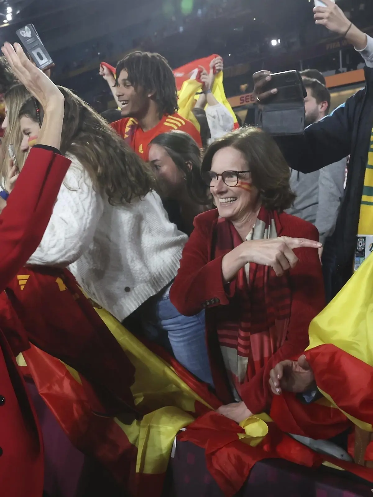 Sydney, AUSTRALIA - Queen Letizia of Spain and Princess Sofia attend Fifa Women's World Cup 2023 Final at Stadium Australia. Spanish National Team World Champions by beating England by 1-0.
Pictured: Queen Letizia, Princess Sofia
BACKGRID USA 20 AUGUST 2023 


