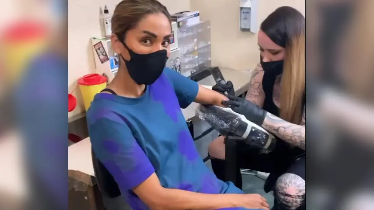 Rapperin Sabrina Setlur hat sich ein neues Tattoo stechen lassen.