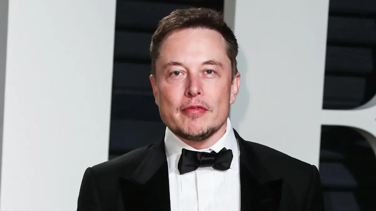 Elon Musk: Warum twittert der Tesla-Chef auf Deutsch?
