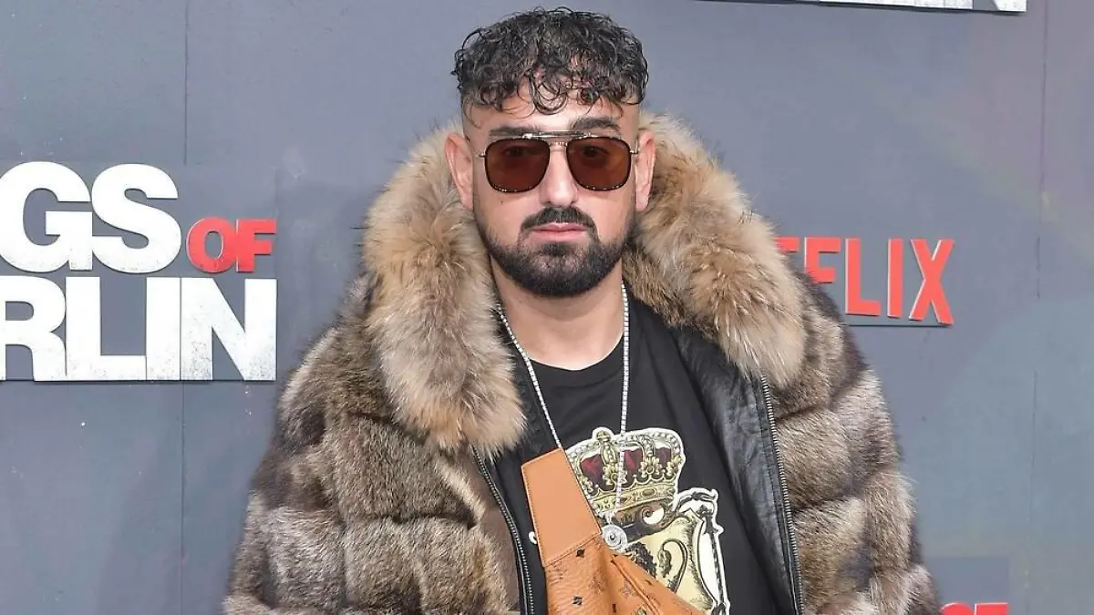 Rapper Haftbefehl soll sich versehentlich angeschossen haben