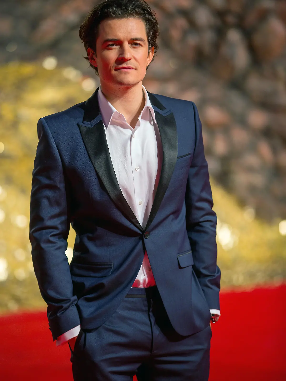 Der britische Schauspieler Orlando Bloom kommt zur Europapremiere des Films «Der Hobbit - Smaugs Einöde» am 09.12.2013 in Berlin. Der Fim startet am 12.12.2013 in den deutschen Kinos. Foto: Hannibal/dpa +++(c) dpa - Bildfunk+++