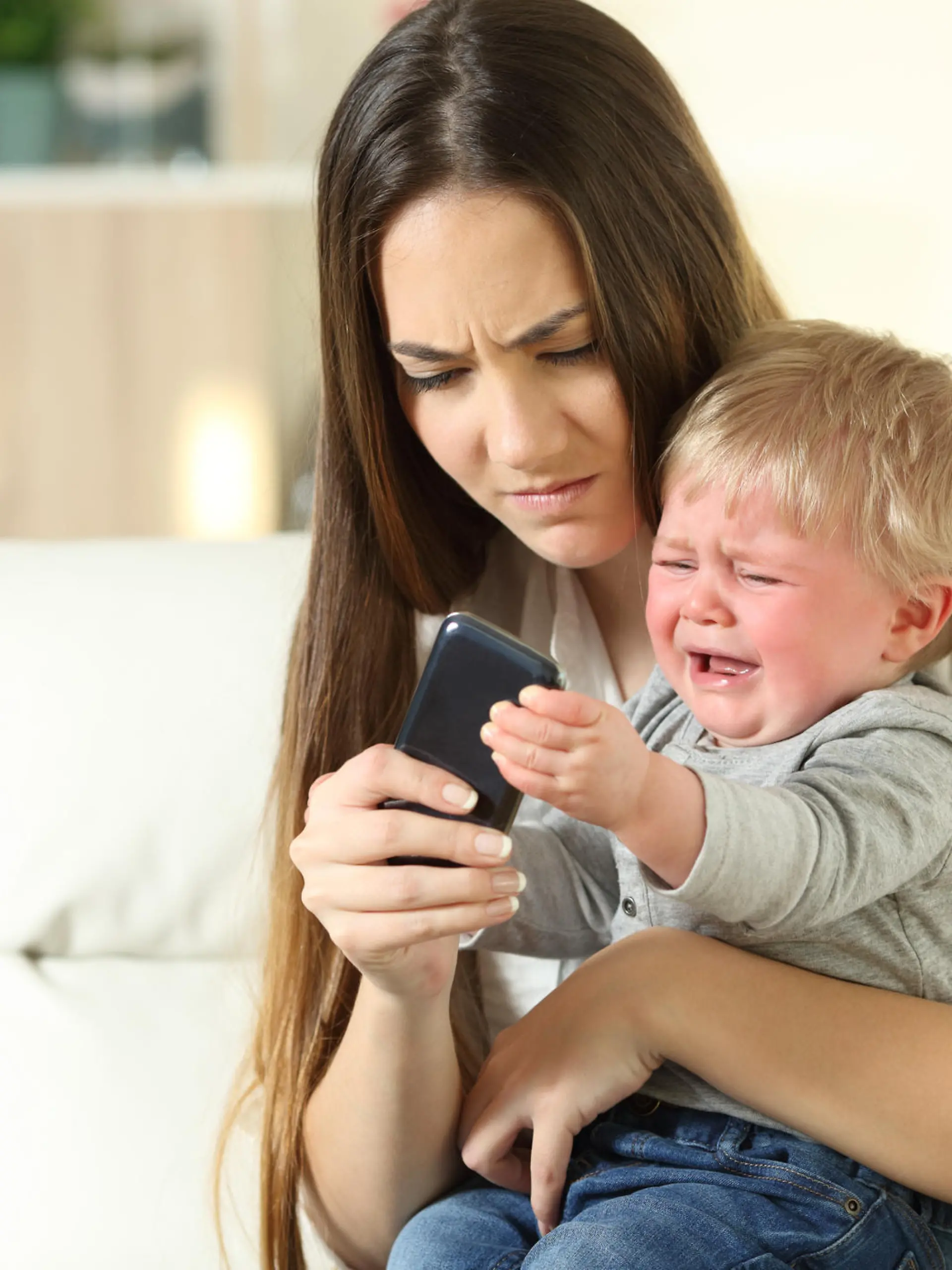Trotzphase: Baby hat einen Wutanfall