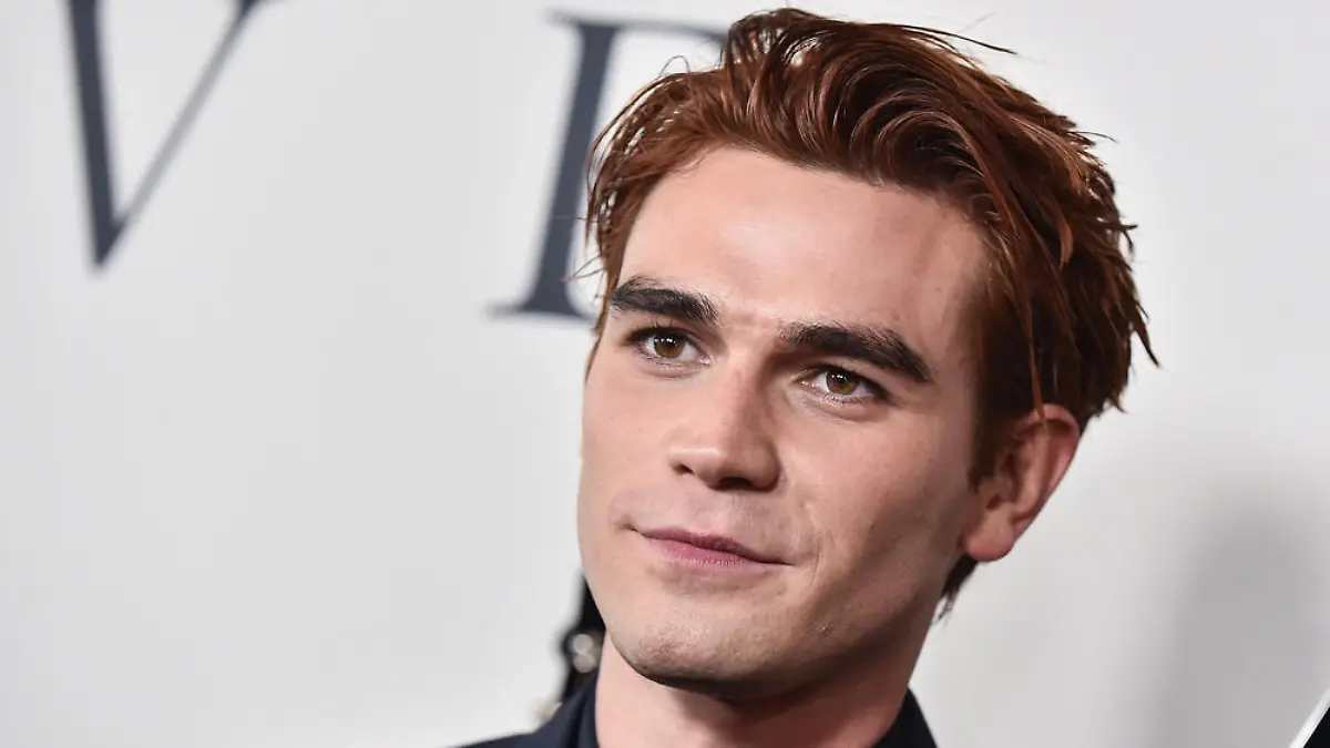KJ Apa übernimmt Hauptrolle in Pandemie-Thriller "Songbird"
