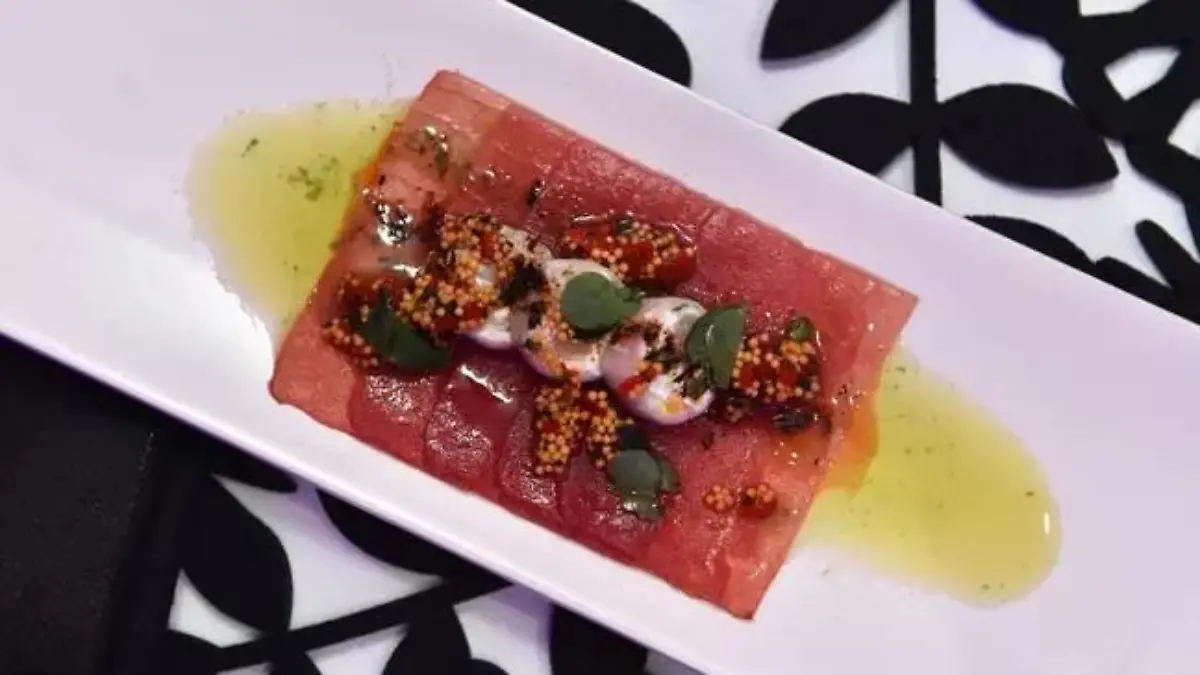 Sashimi mit Spulwurm
