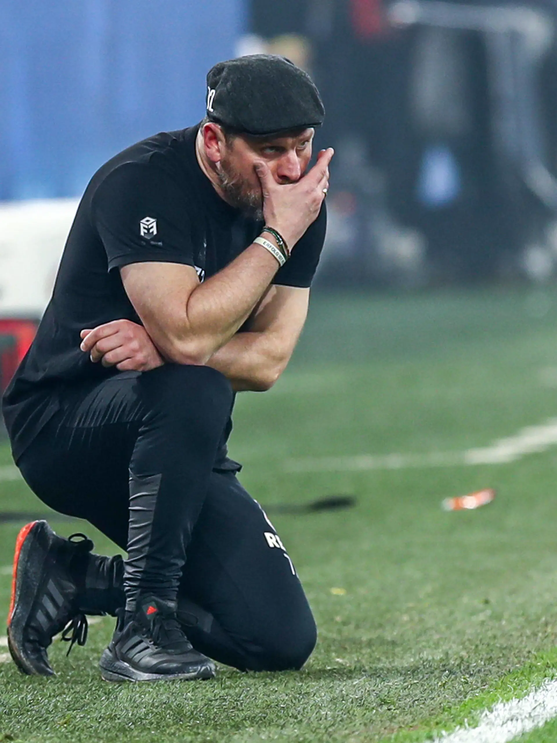 Steffen Baumgart FC Köln / Koeln, Chef-Trainer unzufrieden, enttäuscht / enttaeuscht, gestikuliert, Gestik, GER, Borussia Dortmund / BVB vs. FC Köln / Koeln, Fussball, 1. Bundesliga, 25. Spieltag, Spielzeit 2022/2023, 18.03.2023, DFB/DFL regulations prohibit any use of photographs as image sequences and/or quasi-video., GER, Borussia Dortmund / BVB vs. FC Köln / Koeln, Fussball, 1. Bundesliga, 25. Spieltag, Spielzeit 2022/2023, 18.03.2023, DFB/DFL regulations prohibit any use of photographs as image sequences and/or quasi-video., Foto: Eibner-Pressefoto/Gabriel Boia Dortmund *** Steffen Baumgart FC Köln Koeln, head coach dissatisfied, disappointed disappointed, gestures, gestures, GER, Borussia Dortmund BVB vs FC Köln Koeln, Football, 1 Bundesliga, 25 Spieltag, Spielzeit 2022 2023, 18 03 2023, DFB DFL regulations prohibit any use of photographs as image sequences and or quasi video , GER, Borussia Dortmund BVB vs FC Köln Koeln, Football, 1 Bundesliga, 25 Spieltag, Spielzeit 2022 2023, 18 03 2023, DFB DFL regulations prohibit any use of photographs as image sequences and or quasi video , Foto Eibner Pressefoto Gabriel Boia Dortmund Copyright: xEibner-Pressefoto/GabrielxBoiax EP_EER