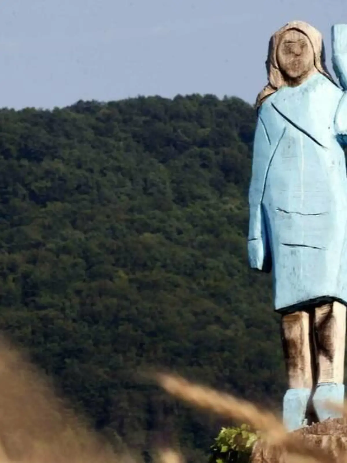 Statue von Melania Trump angezündet