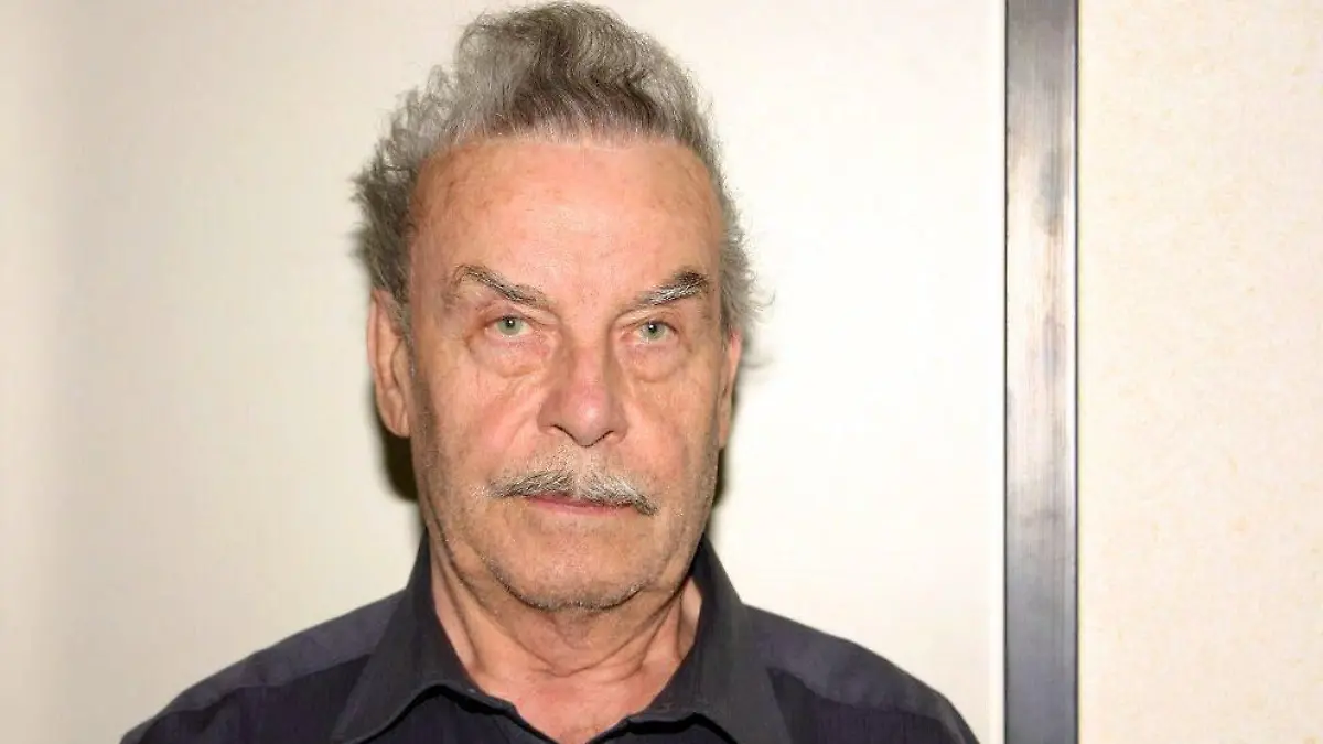 ARCHIV - Der Inzest-Täter von Amstetten, Josef Fritzl (Polizeihandout vom 28.04.2008), ist am Mittwoch (07.05.2008) erstmals seit seiner Festnahme Ende April von der Staatsanwaltschaft vernommen worden. Nach Angaben der österreichischen Nachrichtenagentur APA begann das Verhör des 73- Jährigen gegen 10.00 Uhr morgens und dauerte mehr als zwei Stunden. Nach Angaben der vernehmenden Staatsanwältin Burkheiser zeigte sich der Tatverdächtige «kooperationsbereit». Inzwischen hat die Regierung in Wien eine Verschärfung des Sexualstrafrechts in Österreich angekündigt. Unter anderem sollen künftig Berufsverbote für verurteilte Täter möglich werden. Foto: Polizei (zu dpa 0528 vom 07.05.2008) +++(c) dpa - Bildfunk+++