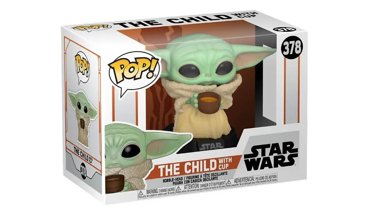 Baby Yoda mit Tasse