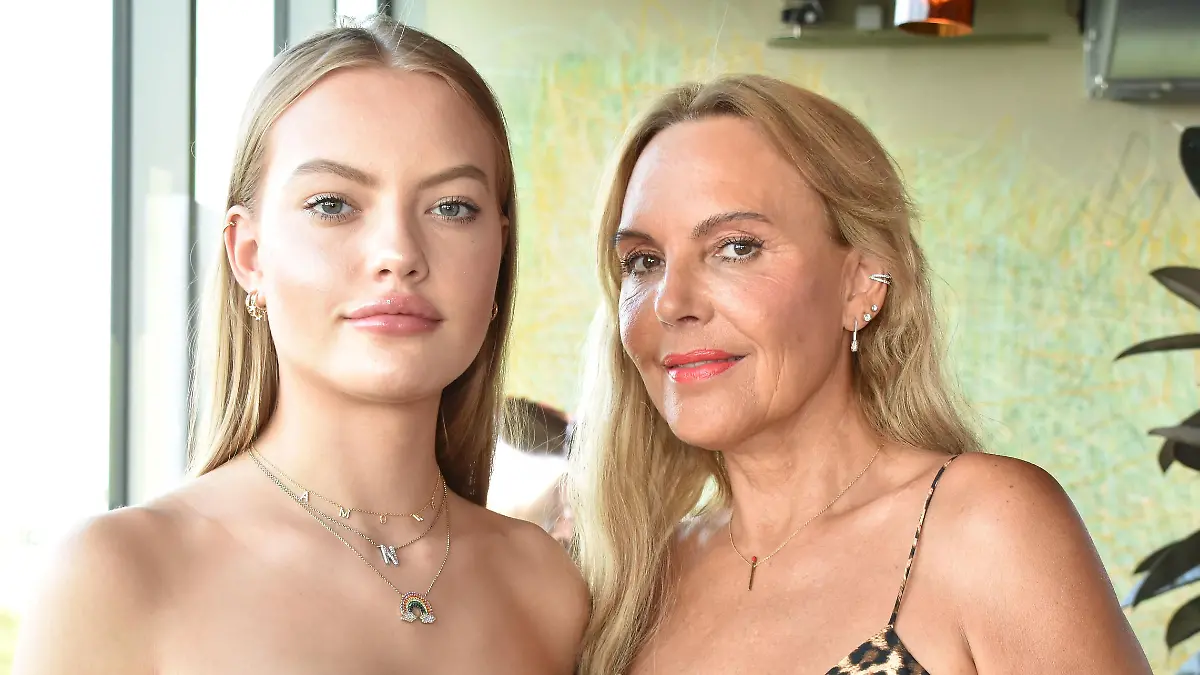 HelloBody Summer Party at Monkey Bar at 25h Hotel at Bikini. Berlin, Germany - 24.07.2019

Pictured: Cheyenne Ochsenknecht,Natascha Ochsenknecht
Ref: SPL5105773 240719 NON-EXCLUSIVE
Picture by: AEDT / SplashNews.com

Splash News and Pictures
Los Angeles: 310-821-2666
New York: 212-619-2666
London: 0207 644 7656
Milan: 02 4399 8577
photodesk@splashnews.com

World Rights, 
