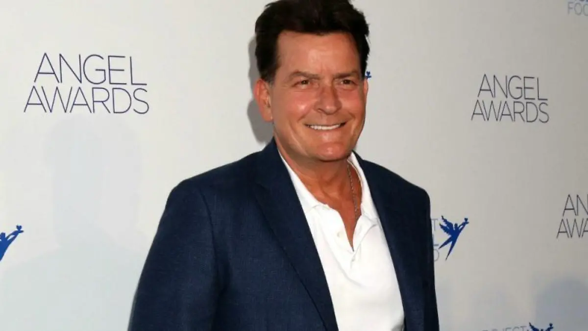 Charlie Sheen: Stolz auf Nichtraucher-Leben