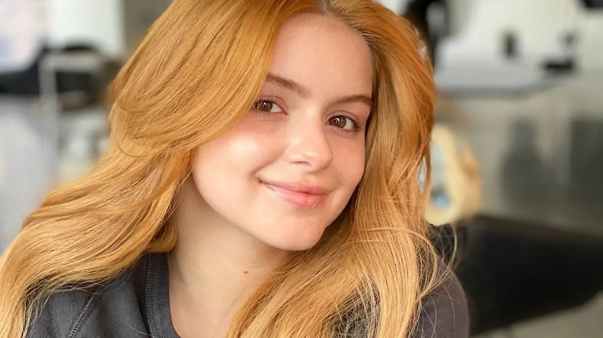 Der Kupfer-Schopf ist von gestern. Ariel Winter erstrahlt jetzt in Blond.