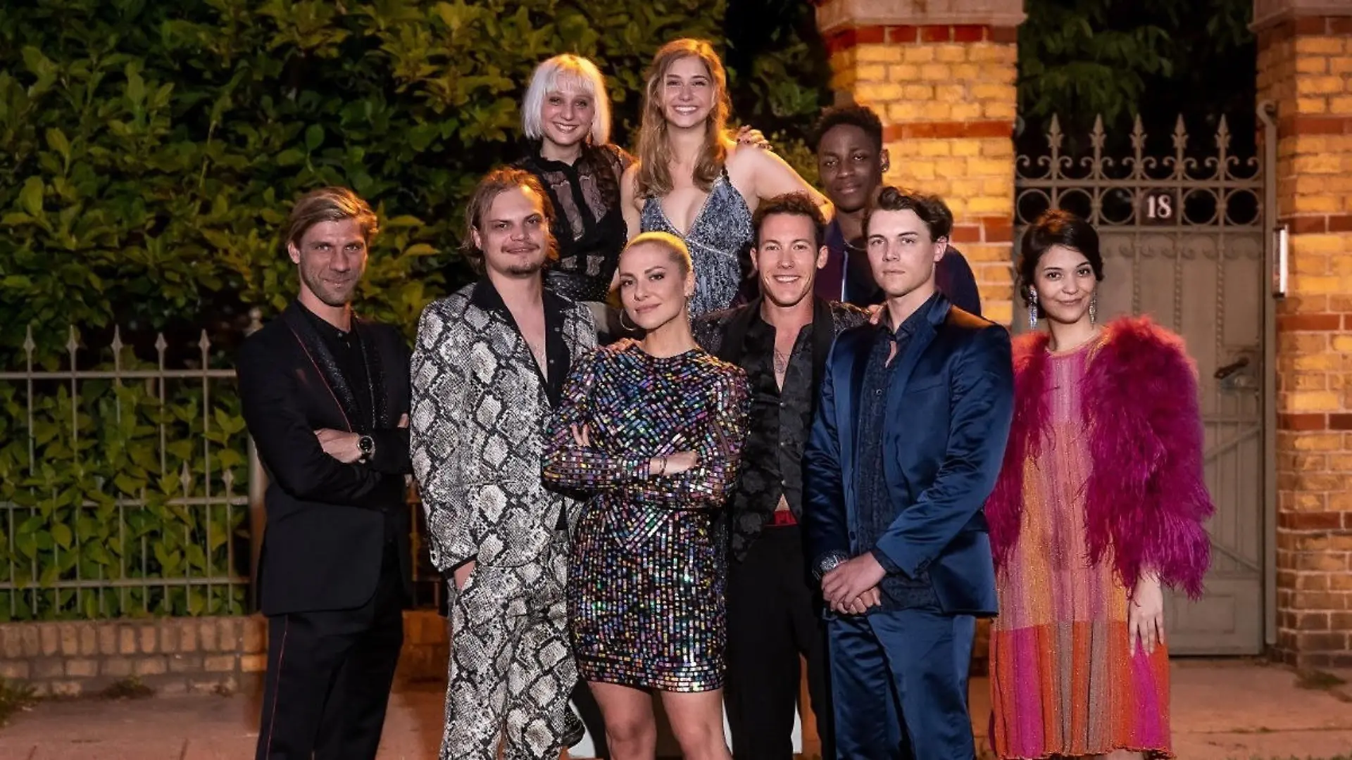 Drehstart zur neuen Serie "SUNNY - Wer bist du wirklich?" Der Cast stellt sich vor