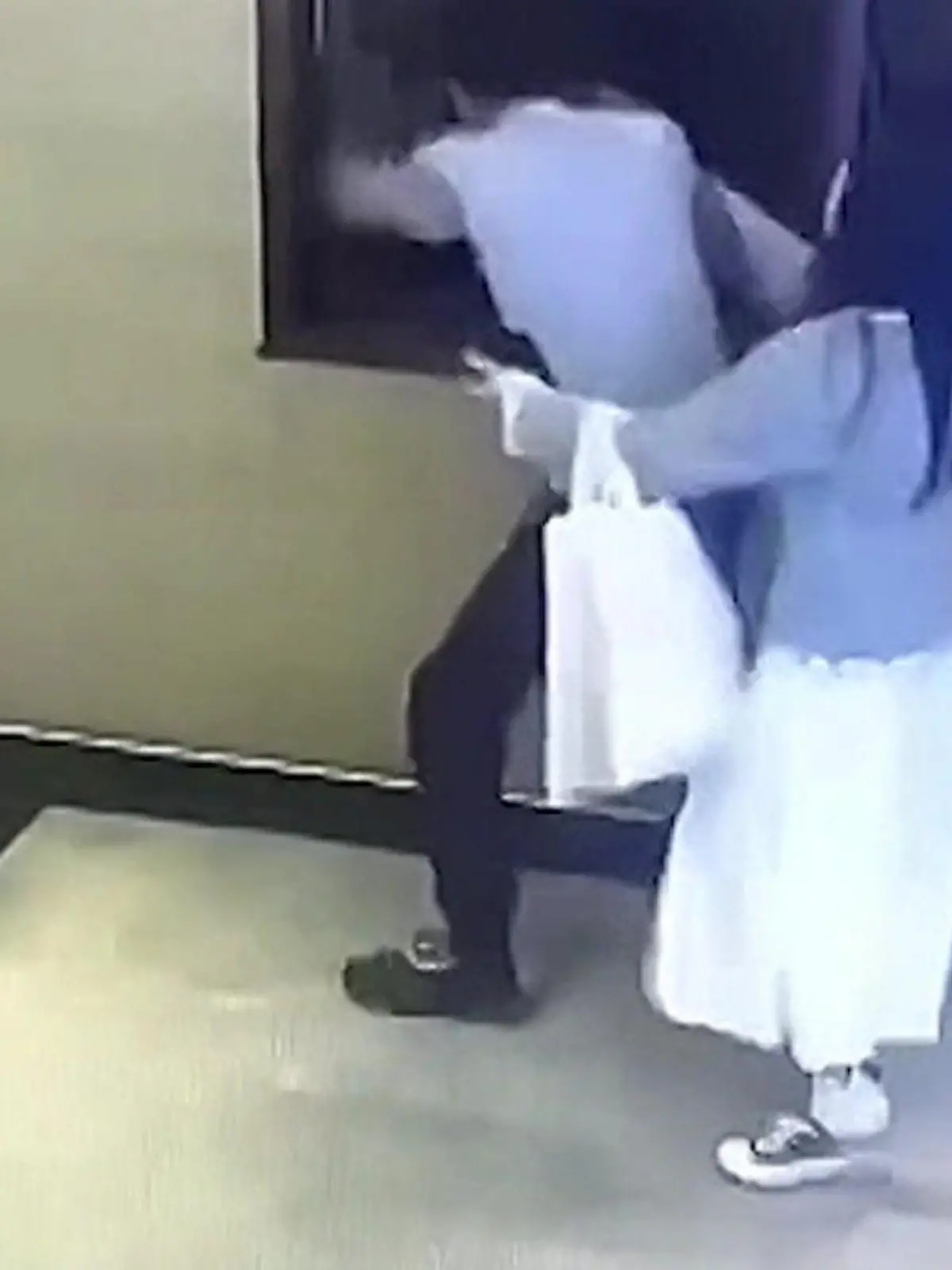 Kurioser Abgang! Freund springt nach Zoff aus Hotelfenster