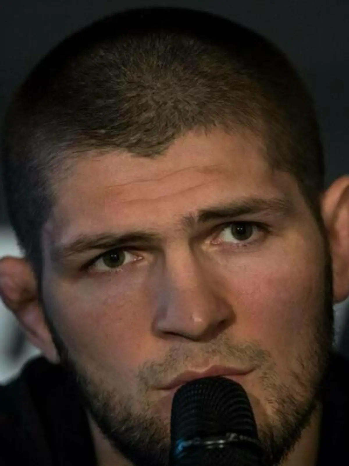 Vater von UFC-Champion Khabib Nurmagomedov an Covid-19 verstorben