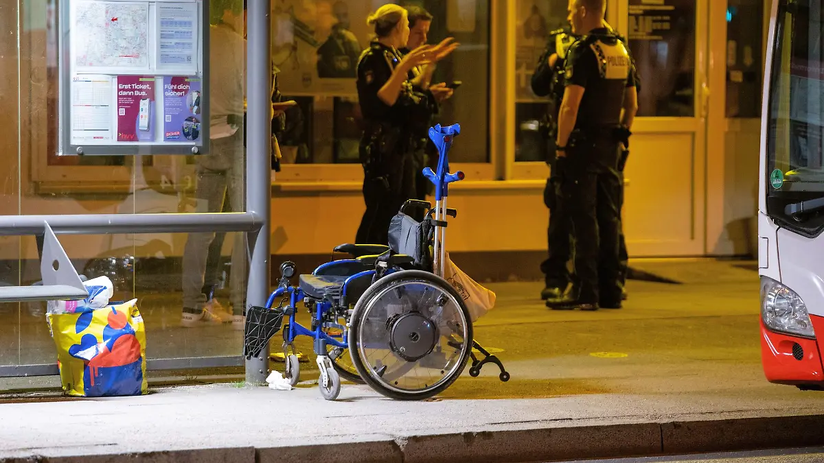 Jetzt sucht die Polizei mit Fotos aus einer Überwachungskamera nach dem mutmaßlichen Täter. (Archivbild)