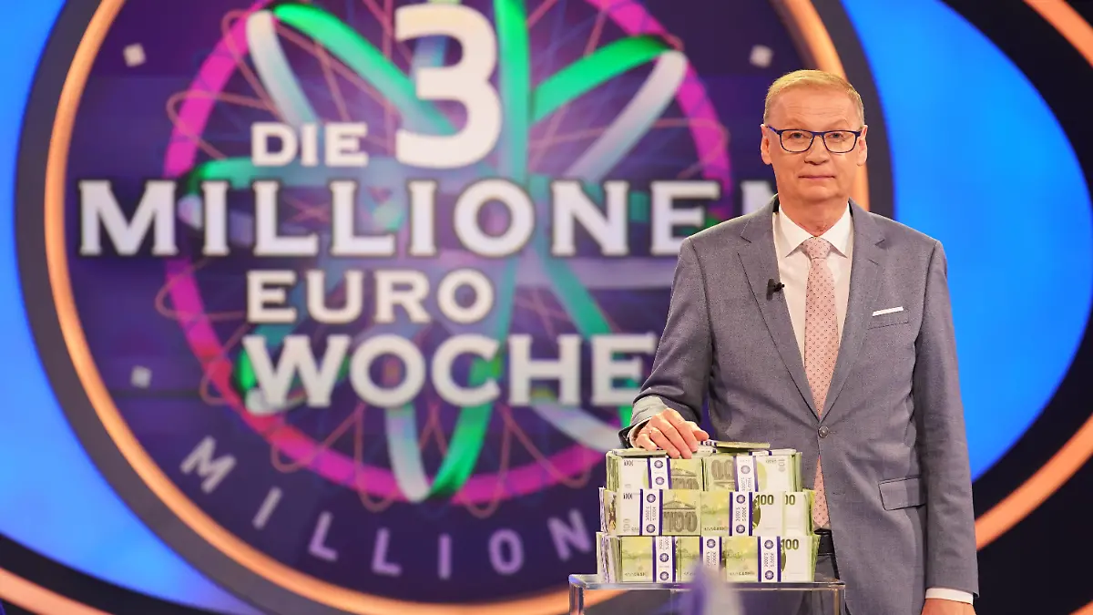 Achtung Sperrfrist für alle Medien bis 24.04.2025 I 23:45 Uhr
Günther Jauch
+++ Die Verwendung des sendungsbezogenen Materials ist nur mit dem Hinweis und Verlinkung auf RTL+ gestattet. +++