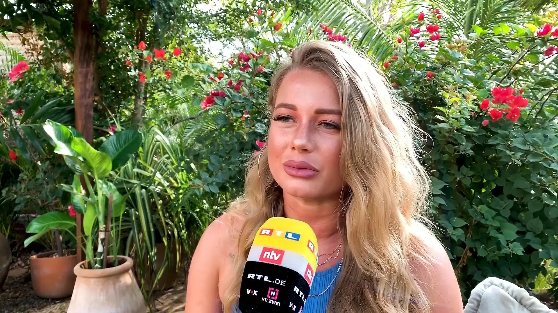 Sie will die "Paradise Hotel"-Jungs mit Blicken locken Nikita Woitas im Kandidatencheck