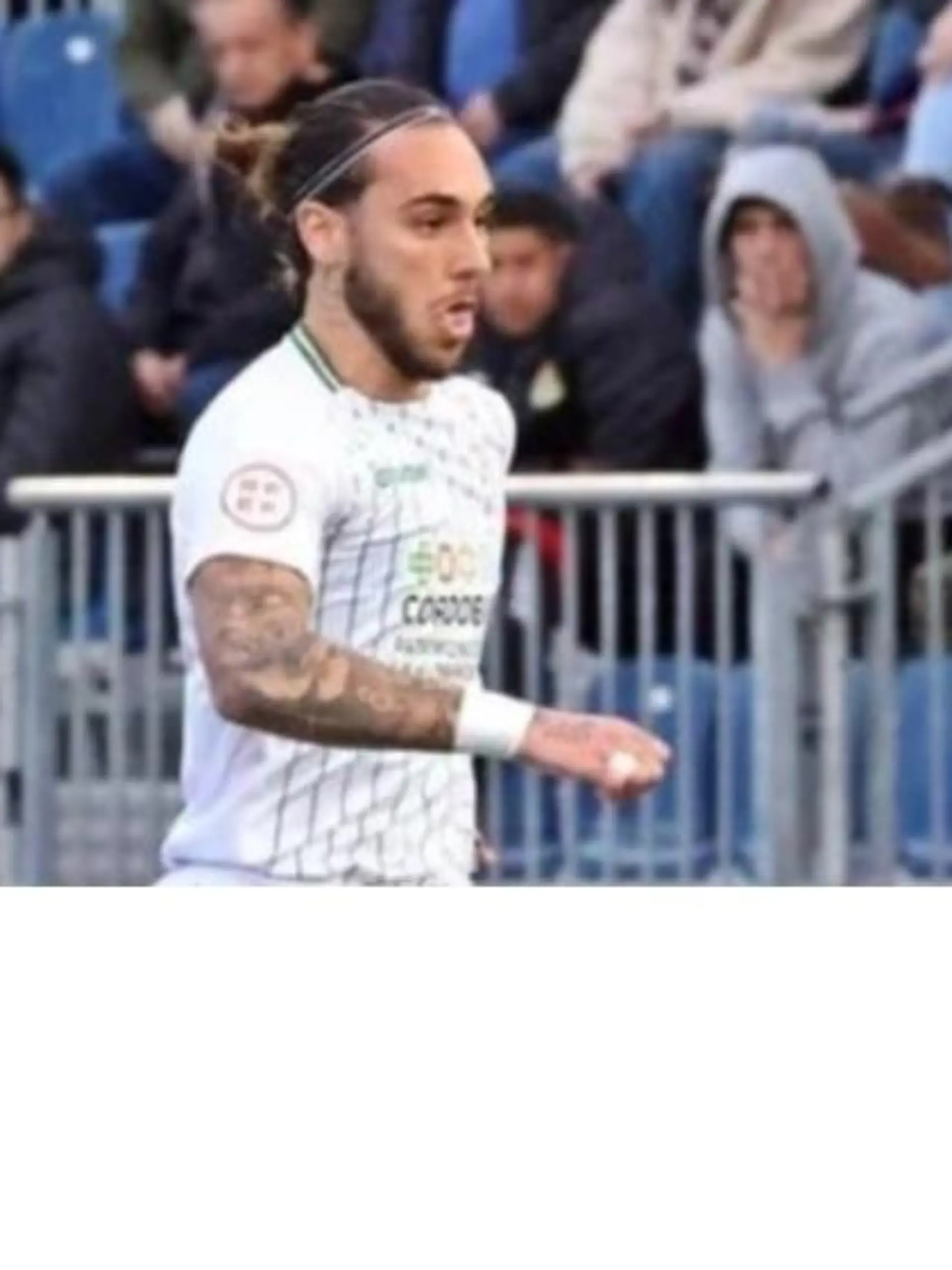 Fußball-Profi Dragisa Gudelj vom FC Cordoba in Spaniens dritter Liga musste nach einem Herzstillstand auf dem Platz wiederbelebt werden.